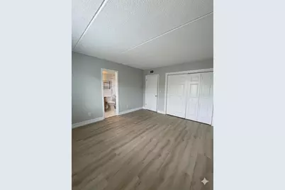 2835 Somerset Park Drive #203, Tampa, FL 33613 - Photo 9
