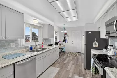 809 Oakmont Avenue, Sun City Center, FL 33573 - Photo 3