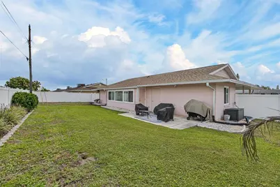 809 Oakmont Avenue, Sun City Center, FL 33573 - Photo 29