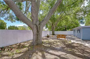 7235 15th St N, Saint Petersburg, FL 33702 - Photo 47