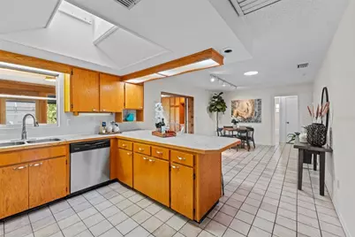 1502 Haven Bend, Tampa, FL 33613 - Photo 15