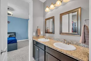 14908 Bassinger Ln, Lithia, FL 33547 - Photo 33