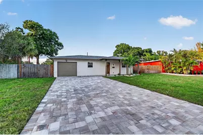 5518 Pine Circle NE, Saint Petersburg, FL 33703 - Photo 27