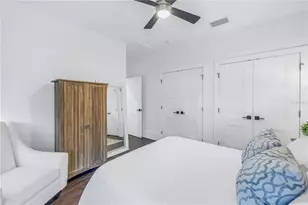 770 21st Ave N, Saint Petersburg, FL 33704 - Photo 83