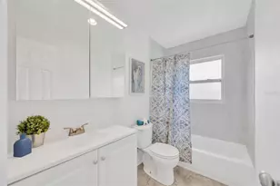 9935 River Dr, Gibsonton, FL 33534 - Photo 19