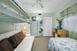 285 107th Ave, Treasure Island, FL 33706 - Photo 21