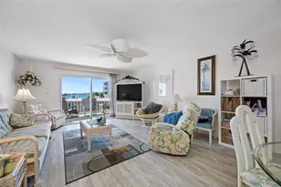 285 107th Ave, Treasure Island, FL 33706 - Photo 13