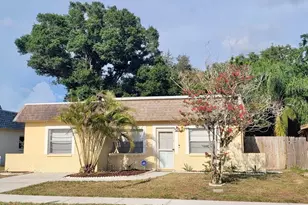 12291 Mallory Dr, Largo, FL 33774 - Photo 1