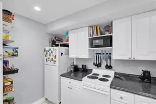 819 10th St SW, Largo, FL 33770 - Photo 51