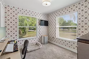 2301 W Eldred Dr, Tampa, FL 33603 - Photo 15