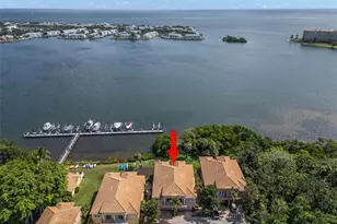 24 Mangrove Pt, Saint Petersburg, FL 33705 - Photo 37