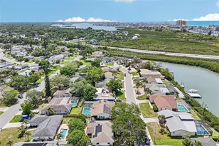 8083 Bayhaven Dr, Seminole, FL 33776 - Photo 55