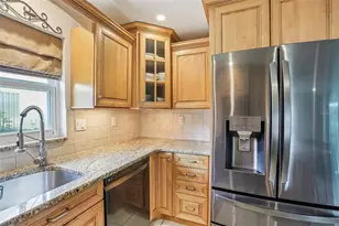 8083 Bayhaven Dr, Seminole, FL 33776 - Photo 19