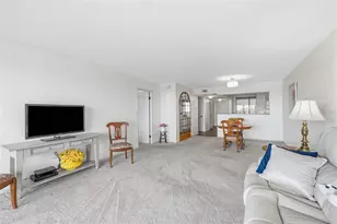 9425 Blind Pass Rd, Saint Pete Beach, FL 33706 - Photo 15