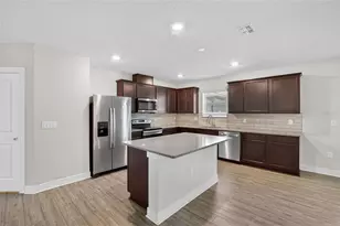 5536 Keaton Springs Dr, Lakeland, FL 33811 - Photo 11