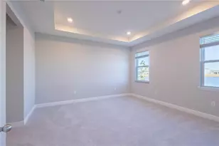 345 Mangrove Manor Dr, Apollo Beach, FL 33572 - Photo 5
