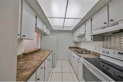 11700 Park Boulevard #209, Seminole, FL 33772 - Photo 9