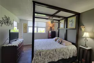 4720 Locust St NE, Saint Petersburg, FL 33703 - Photo 29