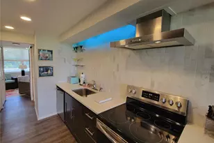 4720 Locust St NE, Saint Petersburg, FL 33703 - Photo 17