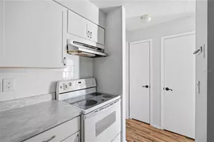 4022 Tumble Wood Trl, Tampa, FL 33613 - Photo 11