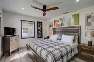 5428 7th Ave N, Saint Petersburg, FL 33710 - Photo 17