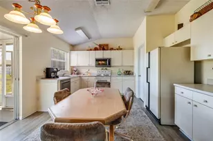 6201 61st Ct E, Palmetto, FL 34221 - Photo 5
