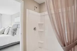 2399 Bender Dr, Zephyrhills, FL 33541 - Photo 31