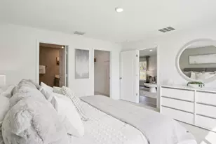 2399 Bender Dr, Zephyrhills, FL 33541 - Photo 27