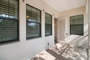 4884 Yacht Club Dr, Tampa, FL 33616 - Photo 19