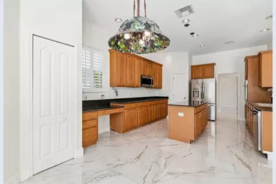 10102 Deercliff Drive, Tampa, FL 33647 - Photo 23