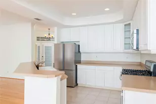 2876 Bayshore Trails Dr, Tampa, FL 33611 - Photo 11