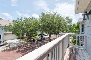 2876 Bayshore Trails Dr, Tampa, FL 33611 - Photo 21