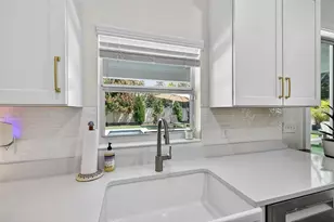 1031 W Alfred St, Tampa, FL 33603 - Photo 17