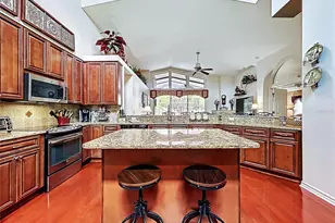 22707 Laureldale Dr, Lutz, FL 33549 - Photo 13