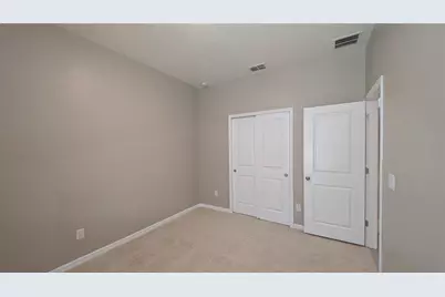 7635 Ashcroft Drive, Wesley Chapel, FL 33545 - Photo 15