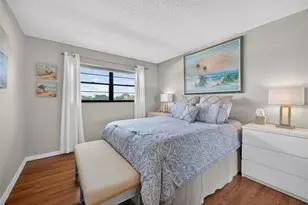 6080 80th St N, Saint Petersburg, FL 33709 - Photo 21