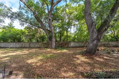 2118 Golden Oak Ln, Valrico, FL 33594 - Photo 31