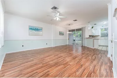2118 Golden Oak Ln, Valrico, FL 33594 - Photo 5