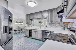 563 Lewis Blvd SE, Saint Petersburg, FL 33705 - Photo 13
