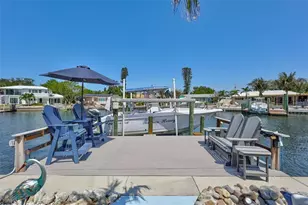 563 Lewis Blvd SE, Saint Petersburg, FL 33705 - Photo 29