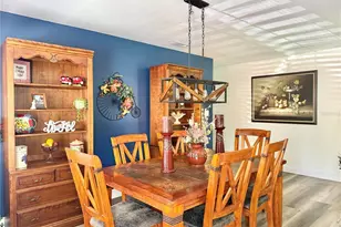 207 Granada Ct N, Plant City, FL 33566 - Photo 3