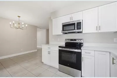 4017 Braesgate Lane, Tampa, FL 33624 - Photo 11