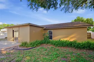 4017 Braesgate Ln, Tampa, FL 33624 - Photo 43