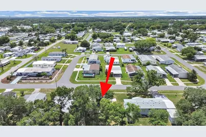 37701 Newal Avenue, Zephyrhills, FL 33542 - Photo 13