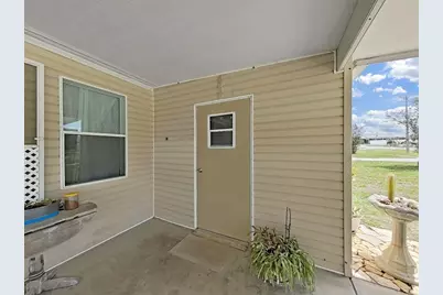 37701 Newal Avenue, Zephyrhills, FL 33542 - Photo 21