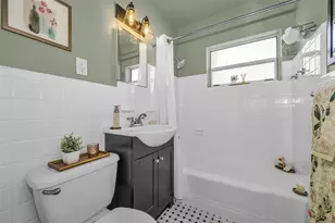 1300 63rd Ave N, Saint Petersburg, FL 33702 - Photo 23