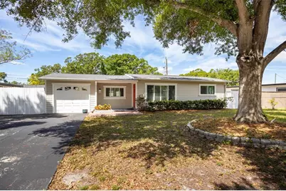 7500 Orpine Drive N, Saint Petersburg, FL 33702 - Photo 1