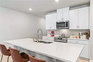 32502 Limitless Pl, Wesley Chapel, FL 33545 - Photo 11