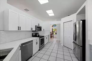6223 Rock Creek Cir, Ellenton, FL 34222 - Photo 17