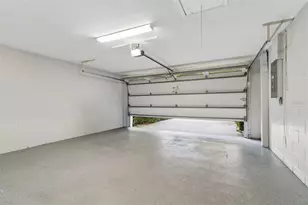 13934 Clubhouse Cir, Tampa, FL 33618 - Photo 29